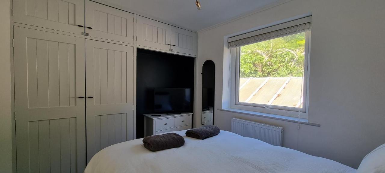 Brand New Central Balcony Flat - Hastings Holidays Extérieur photo